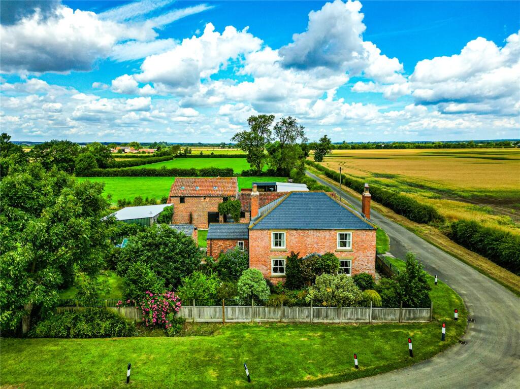 Main image of property: Tanderholmes Farm, Atterby Carr Lane, Snitterby Carr, Gainsborough, Lincolnshire, DN21