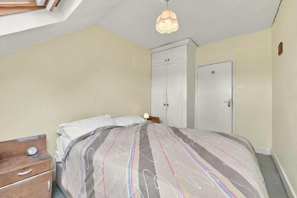 Apartment in London - More