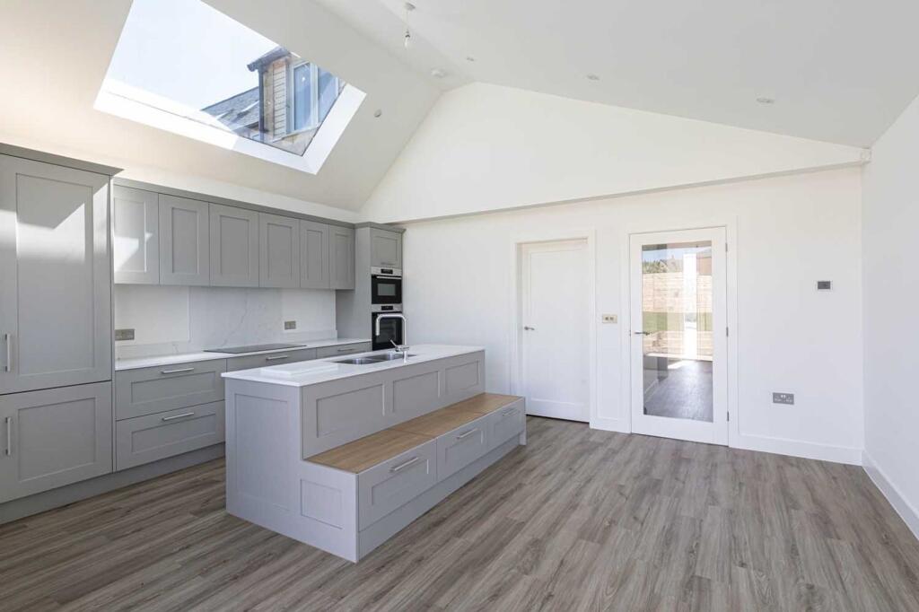 Loftus House, Upland View, Splitty Lane, Catton, Northumberland - More