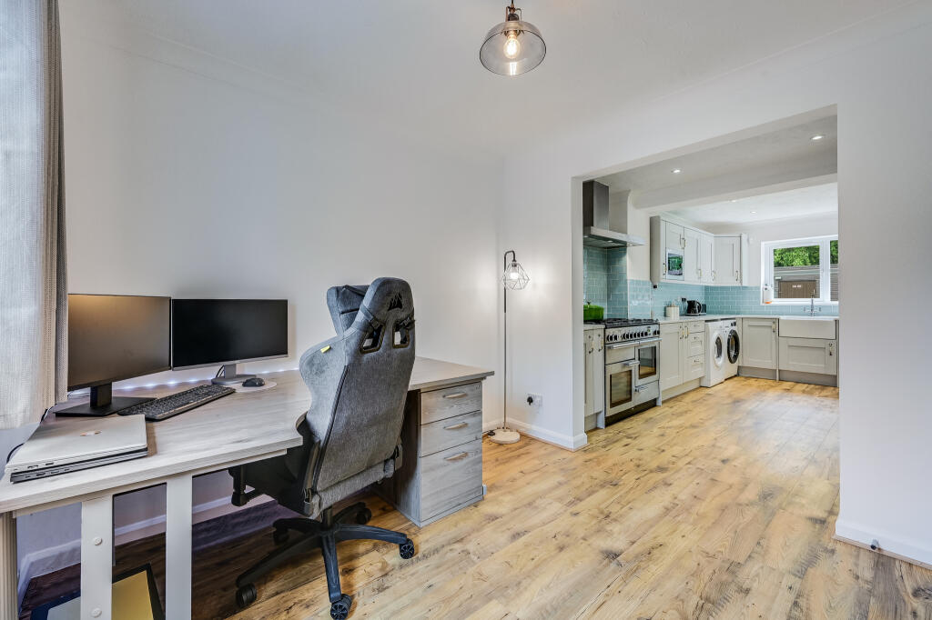 House in Chelmsford, Sandon - View 6