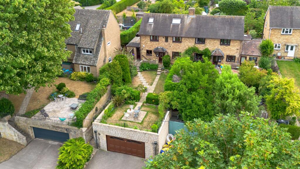 Main image of property: Brook Hill, Woodstock, OX20