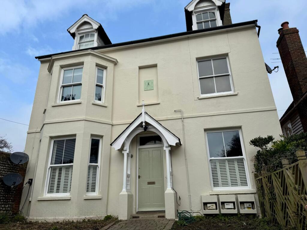 Apartment in Tonbridge - View 3