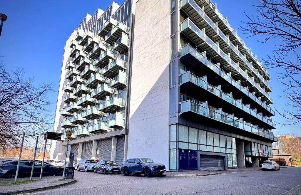 Studio studio on 4 Clippers Quay, Salford, Greater Manchester, M50 3BN, £80,000