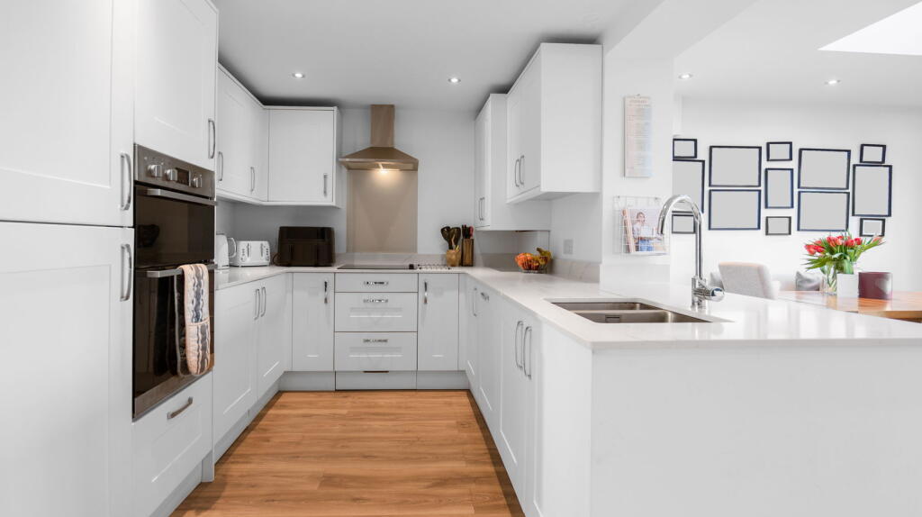 Hollin Road, Oughtibridge, Sheffield, S35 0GS photo 3