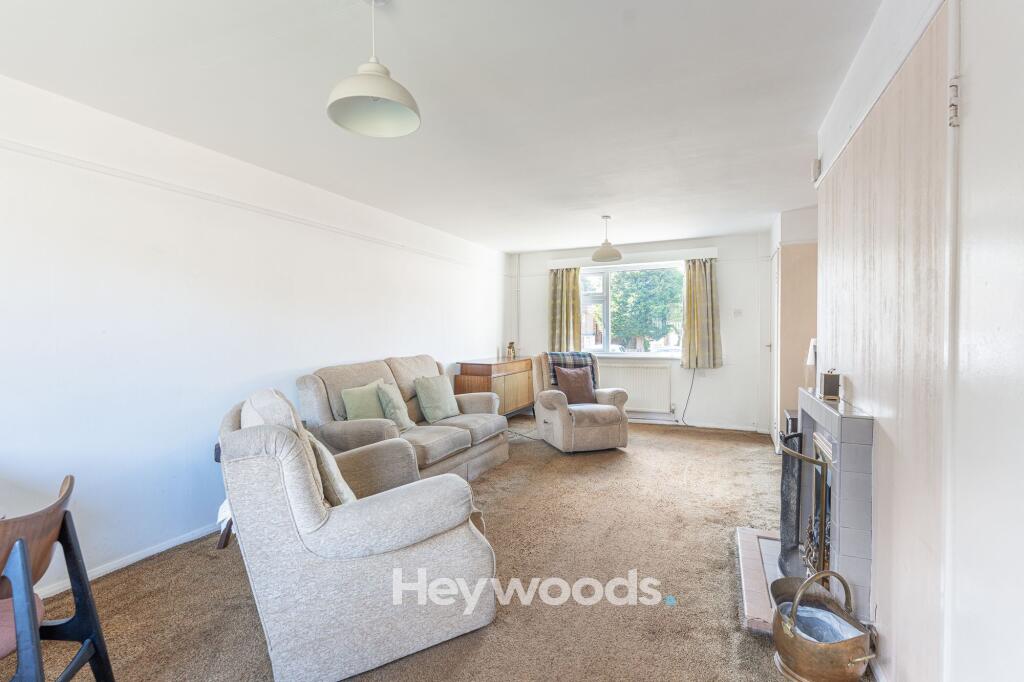 House in Stoke-on-Trent - View 3