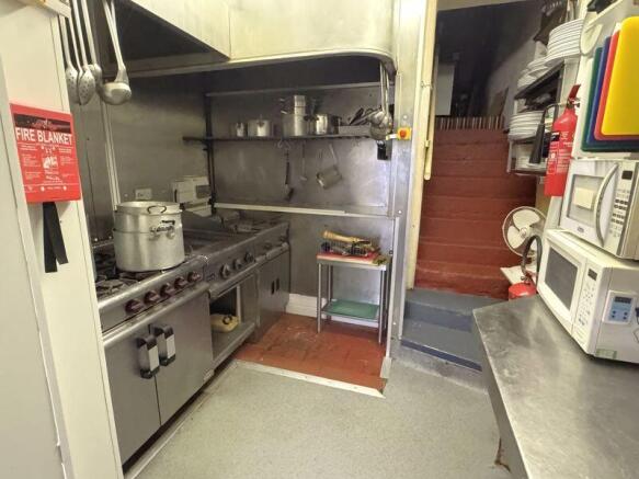 Photo 8
