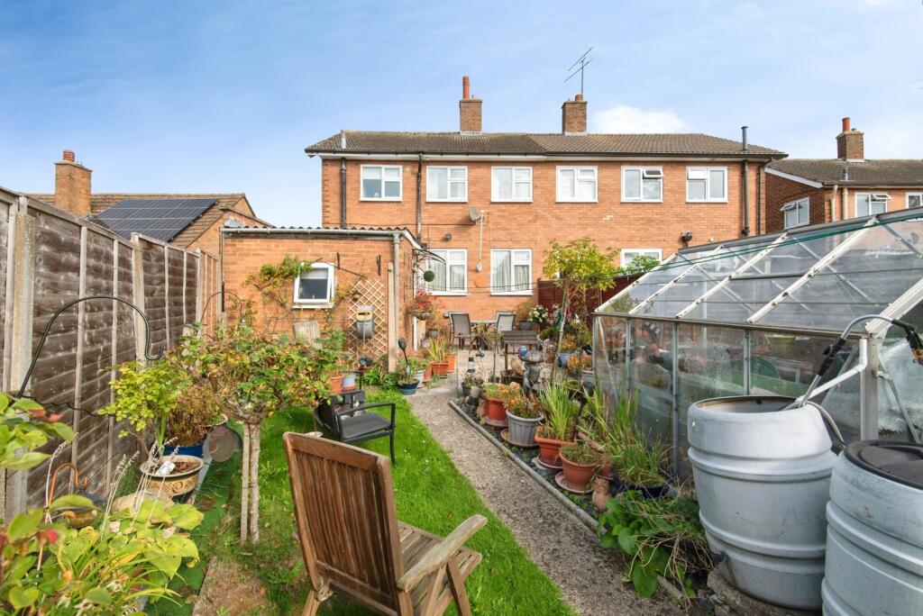 House in North Hertfordshire, Hertfordshire - View 2