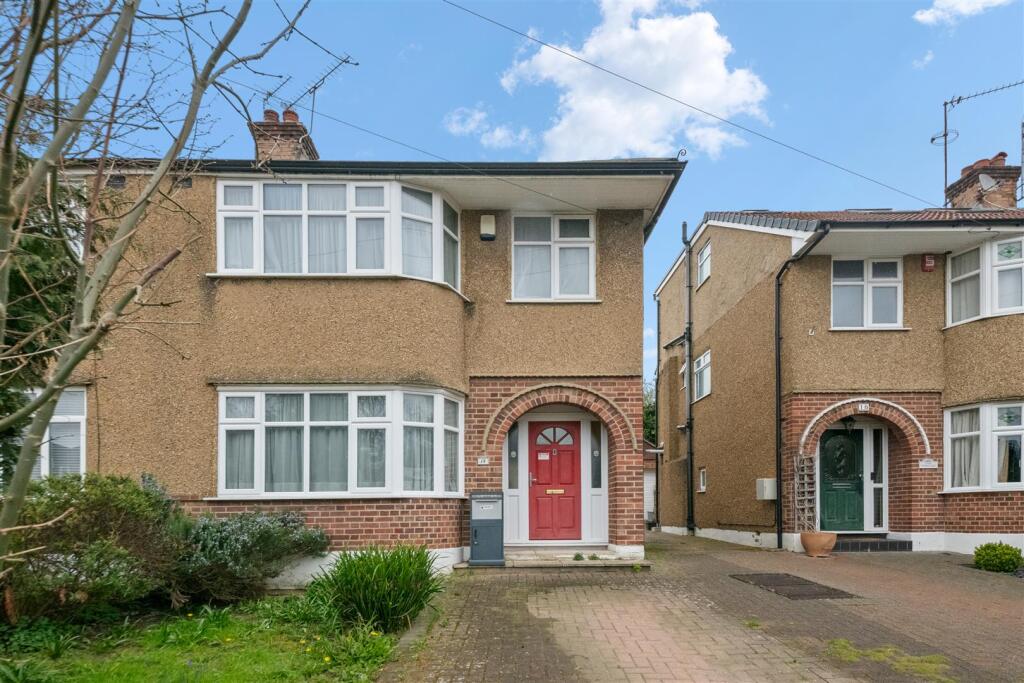 Main image of property: Cotswold Close, Uxbridge