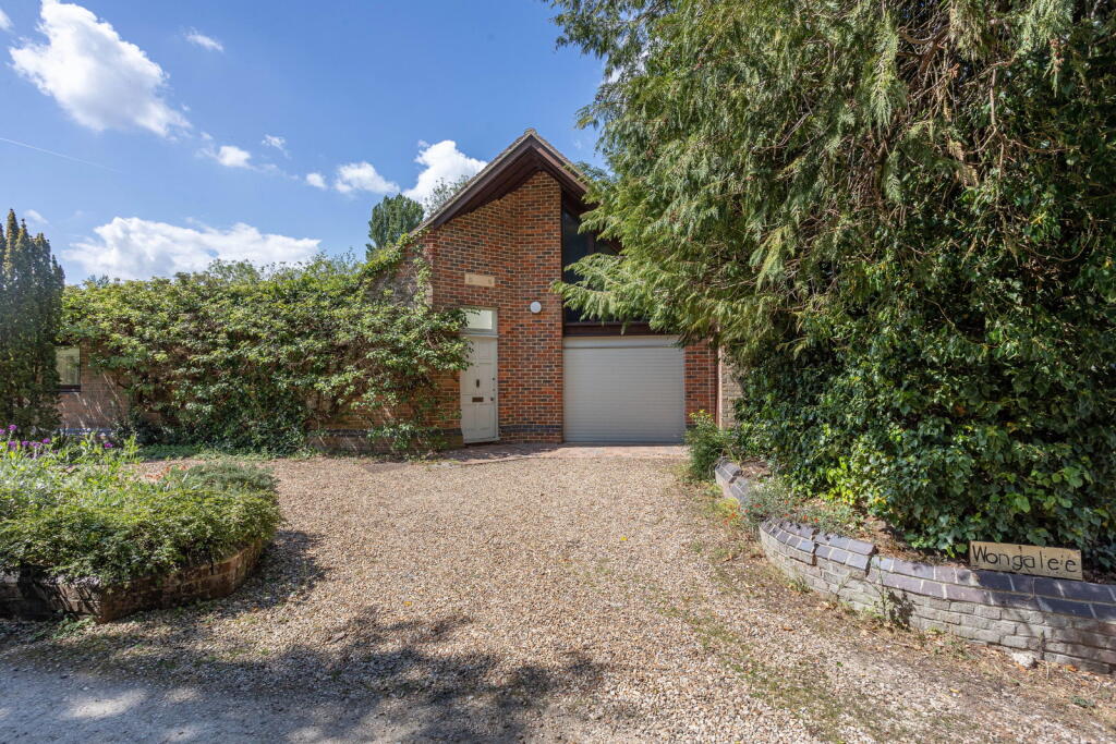 3-bed detached on Sotwell Street, Brightwell-cum-Sotwell, Wallingford, OX10 0RJ, £850,000