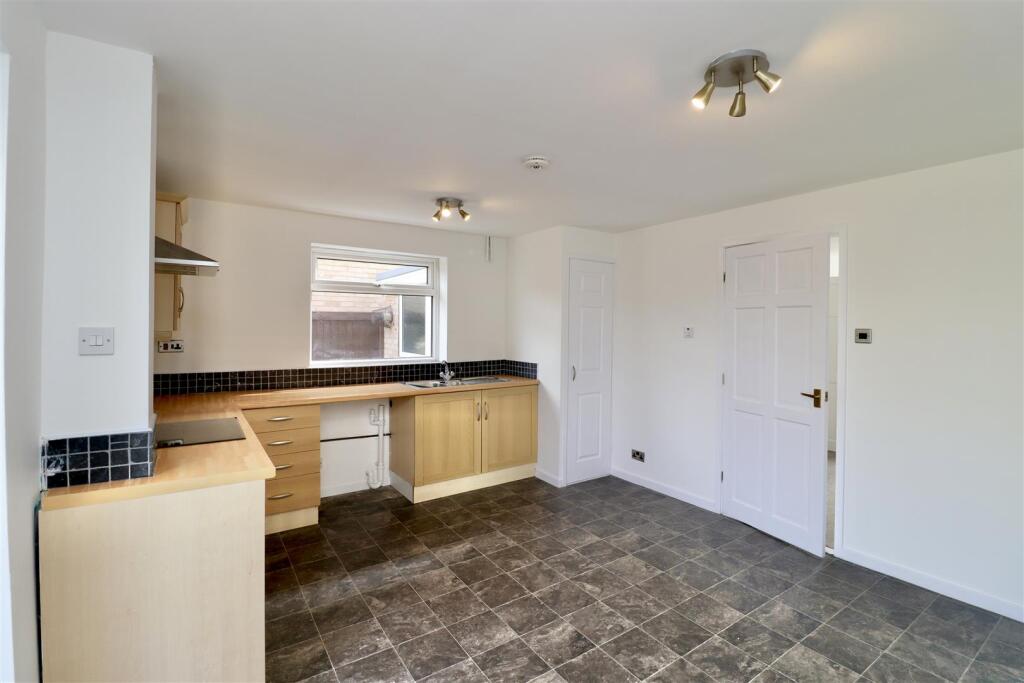 Langrick Avenue, Howden photo 4