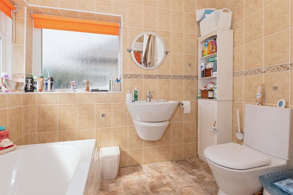 Sunny Close, Goring-By-Sea photo 4
