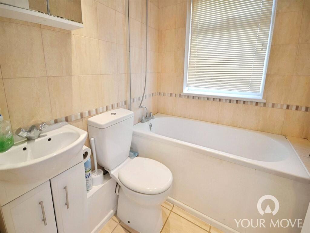 House in Dartford - More
