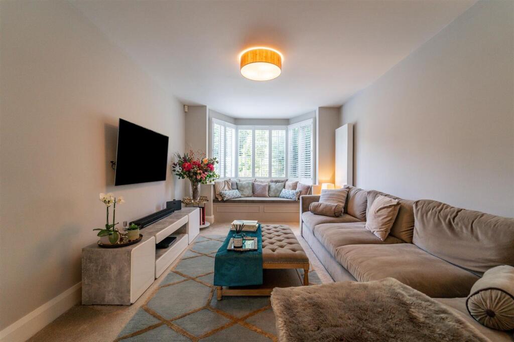 House in Birmingham, West Midlands - View 4