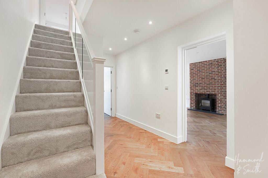 House in Uttlesford, Great Dunmow - View 5