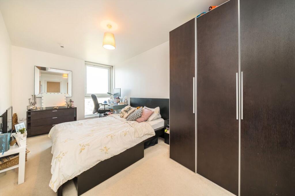 Apartment in London - View 3