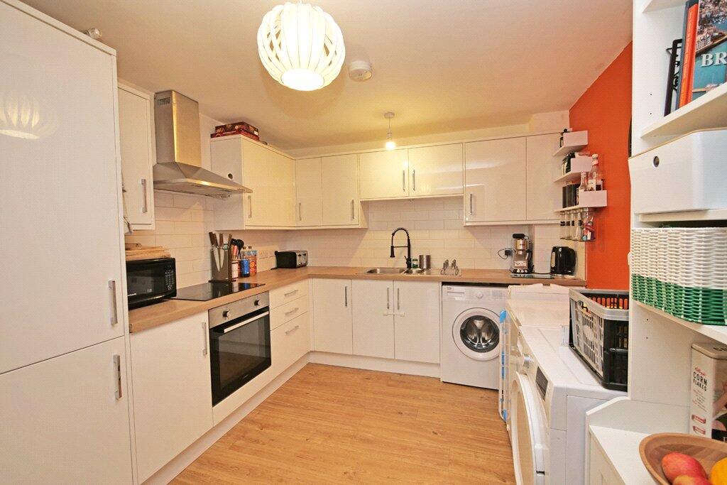 28 Hepworth Way, Skipton, North Yorkshire, BD23 2UH photo 4