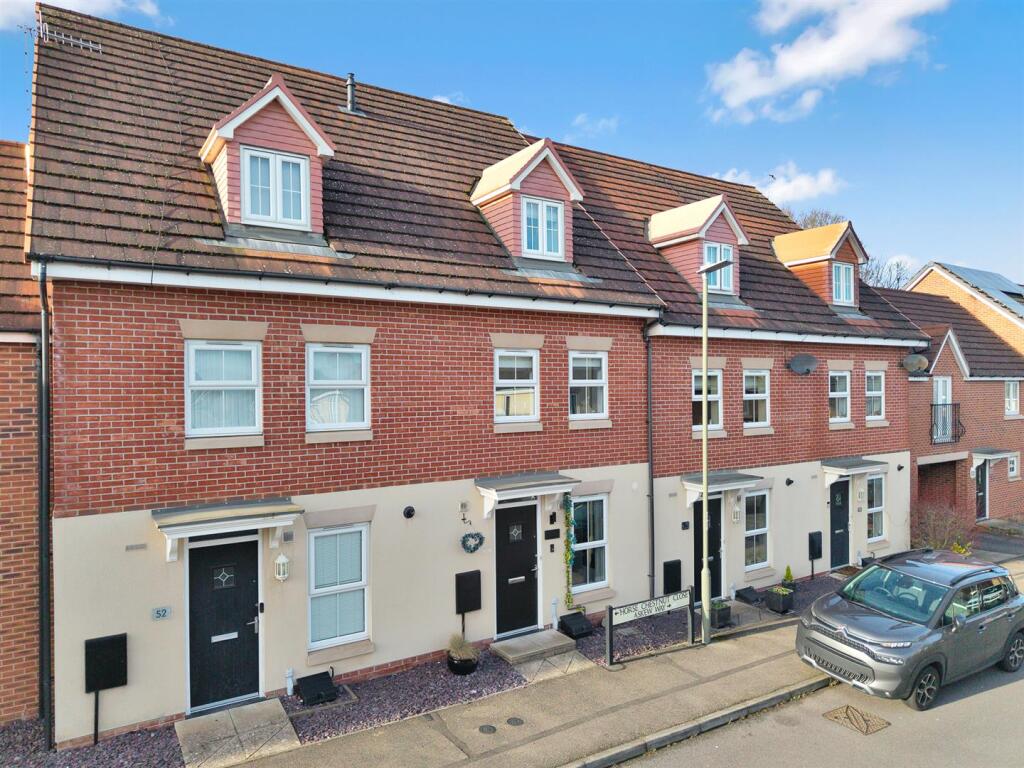 Main image of property: Horse Chestnut Close, Chesterfield