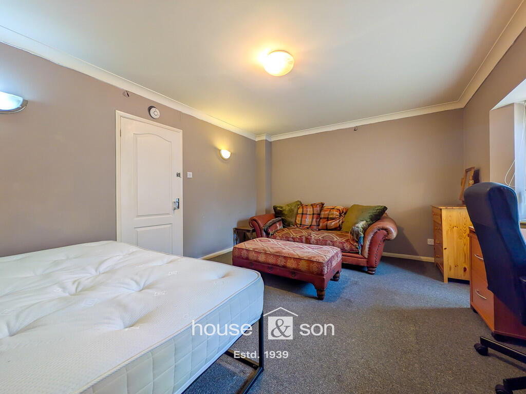 House in Bournemouth - More