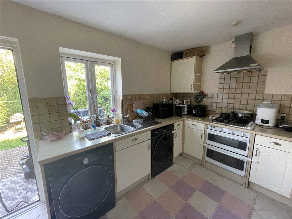 Priory Road, Wellingborough photo 3