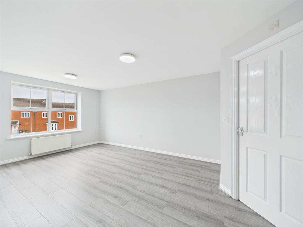 Main image of property: 9 Brook House Solihull B91 2NJ
