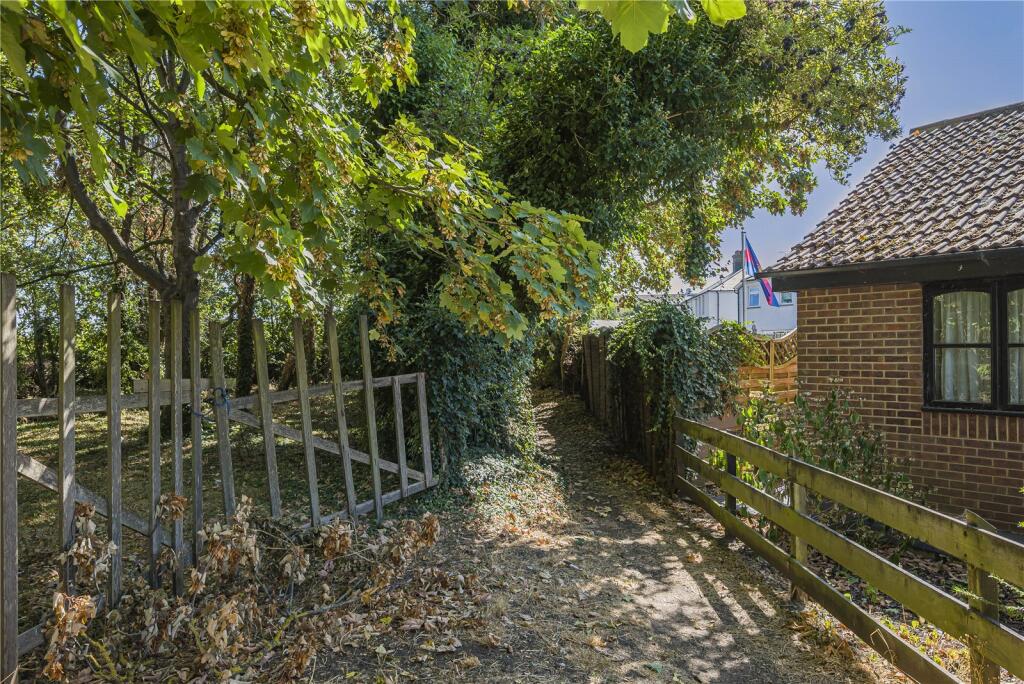 Stock Lane, Wilmington, Kent, DA2 - View 3