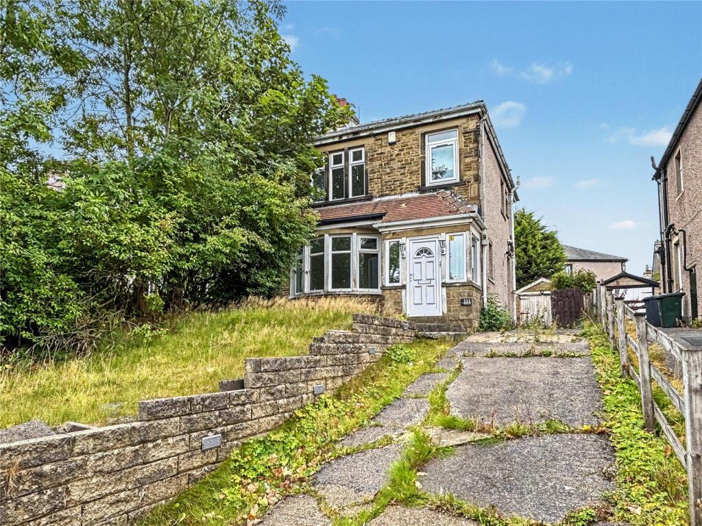 Main image of property: Moore Avenue, Bradford, West Yorkshire