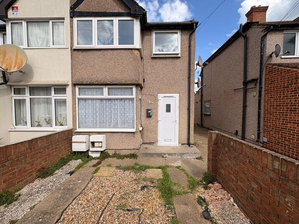 Main image of property: Beam Avenue, Dagenham, London, RM10
