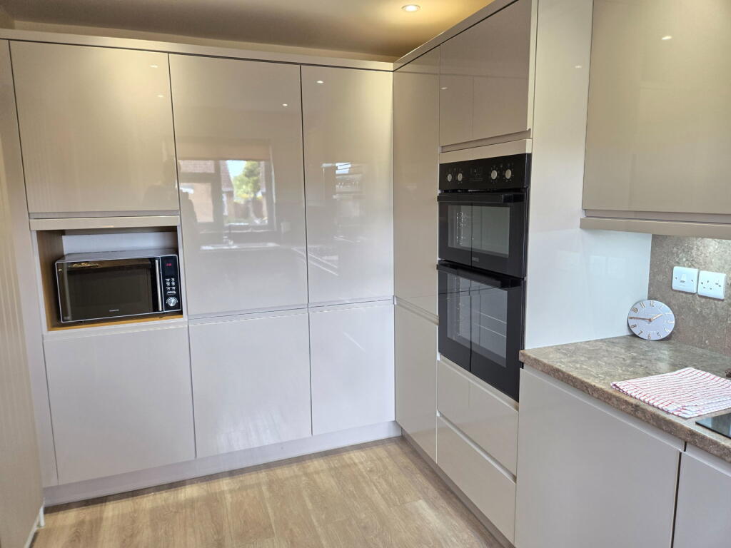 Well Vale Drive, Chapel St. Leonards, Skegness, PE24 5SE photo 3