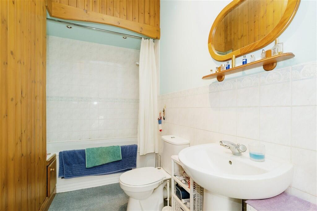 Apartment in Norwich - View 4