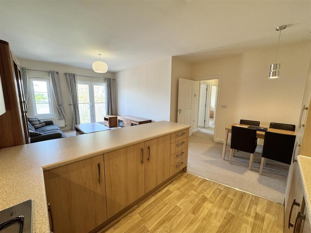 Apartment in Penrith - View 4