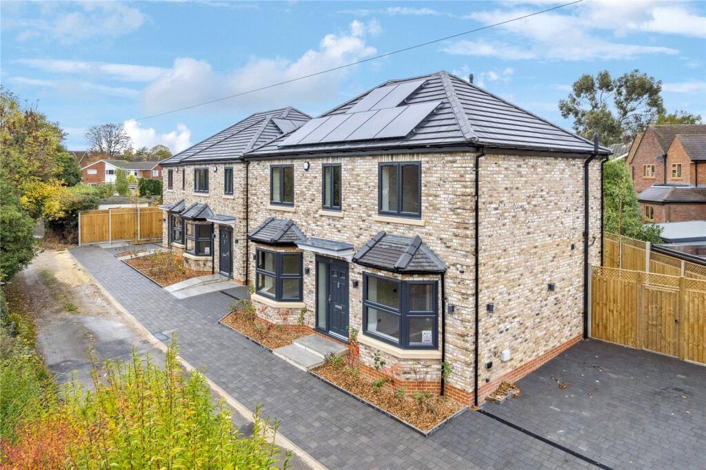 Main image of property: New Pond Road, Holmer Green, High Wycombe, Buckinghamshire, HP15