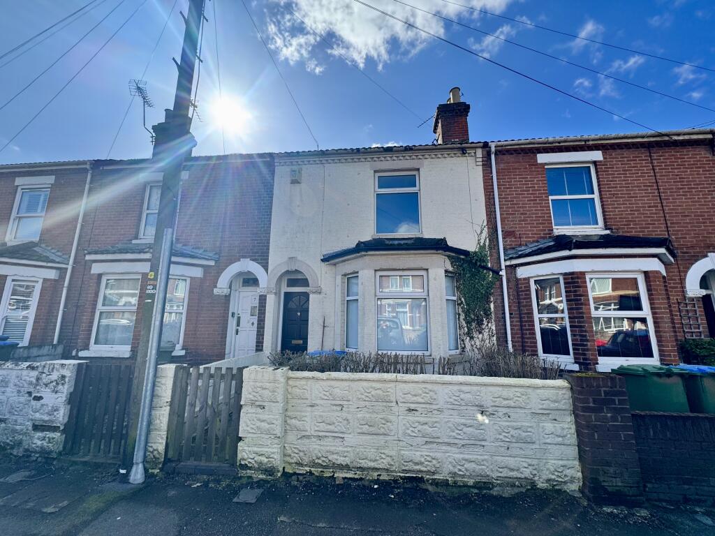 Main image of property: Testwood Road, Shirley