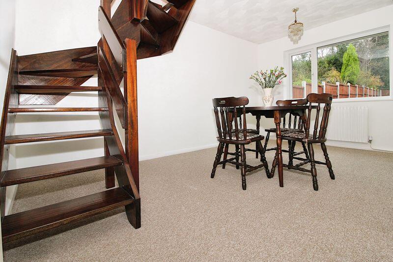 Kinver Crescent, Aldridge, WS9 8LP photo 3