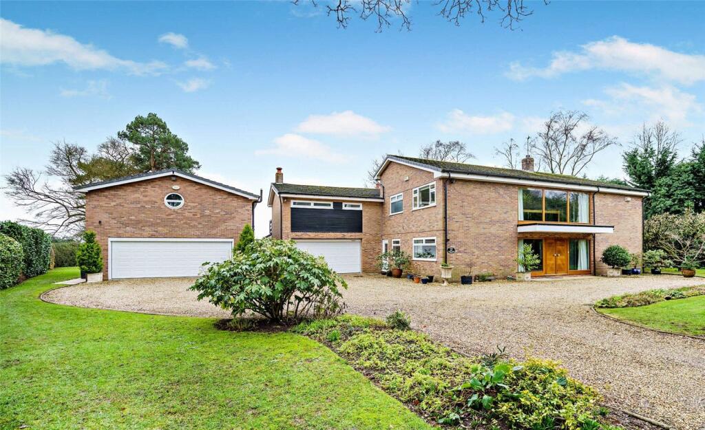 Main image of property: Darland Lane, Rossett, Wrexham, LL12