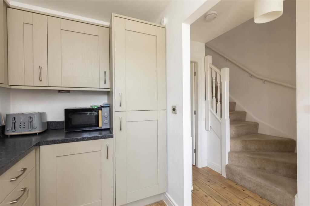 House in Chorley, Clayton-le-Woods - More