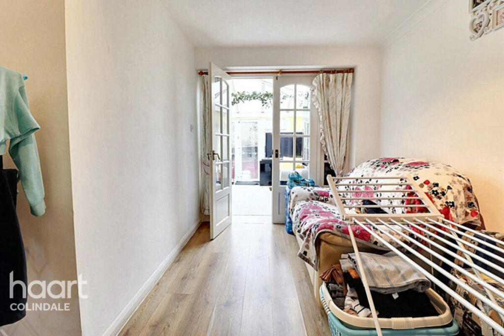 House in London, The Hyde, Colindale - More