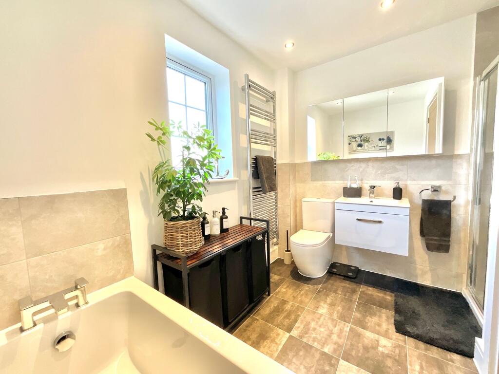 House in Stoke-on-Trent - View 4