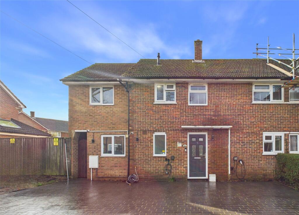 Main image of property: Grobars Avenue, Horsell, Surrey, GU21