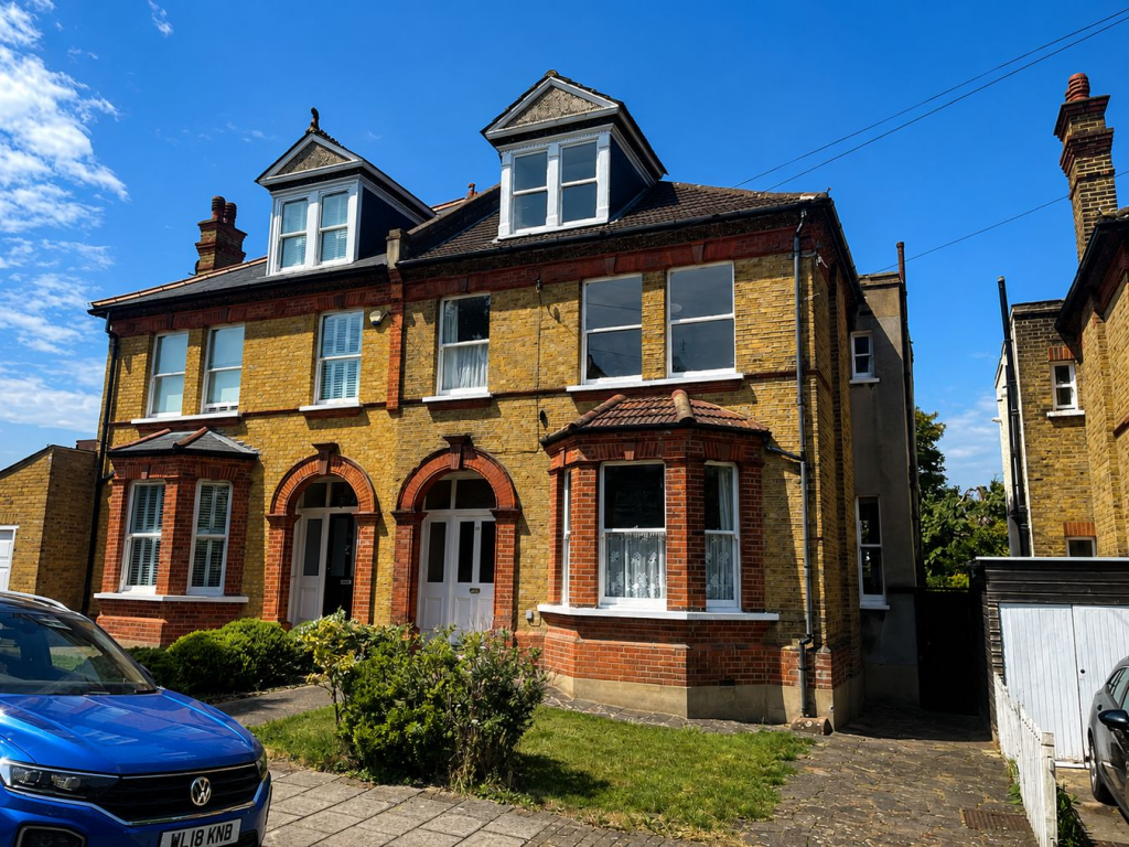 Main image of property: Manor Grove, Beckenham, BR3
