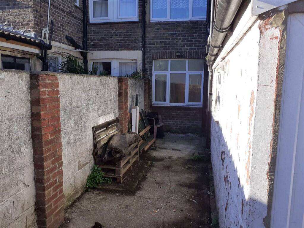 Apartment in Portsmouth - More
