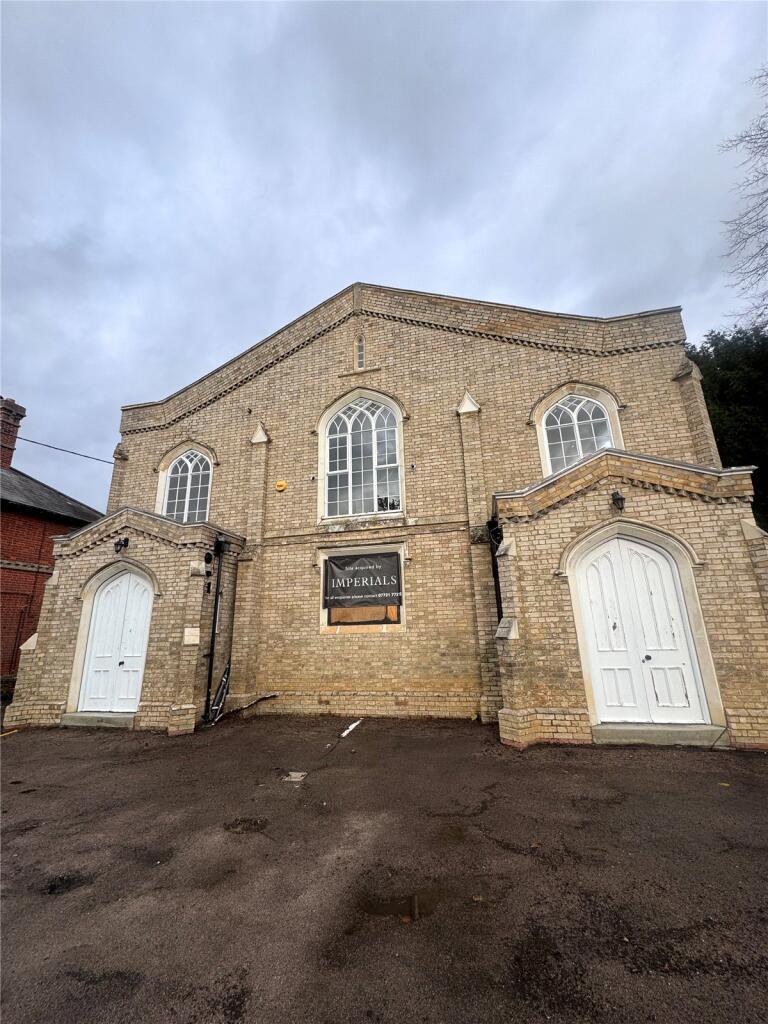 Main image of property: Braintree Road, Felsted, Essex, CM6