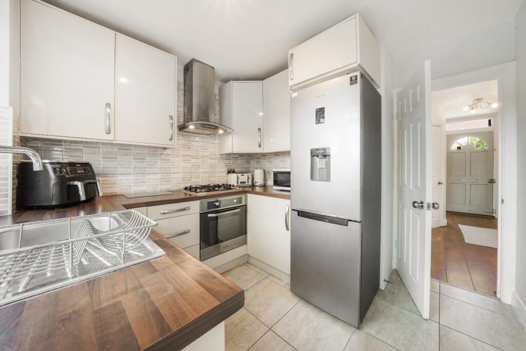 Apartment in London - View 4