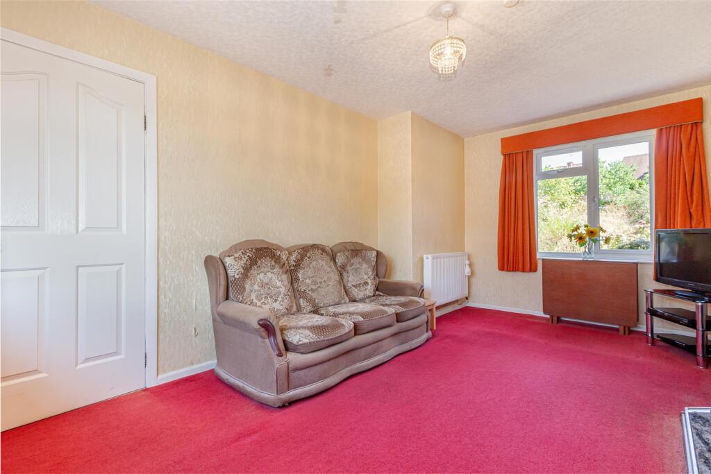House in Worcester, Worcestershire - More