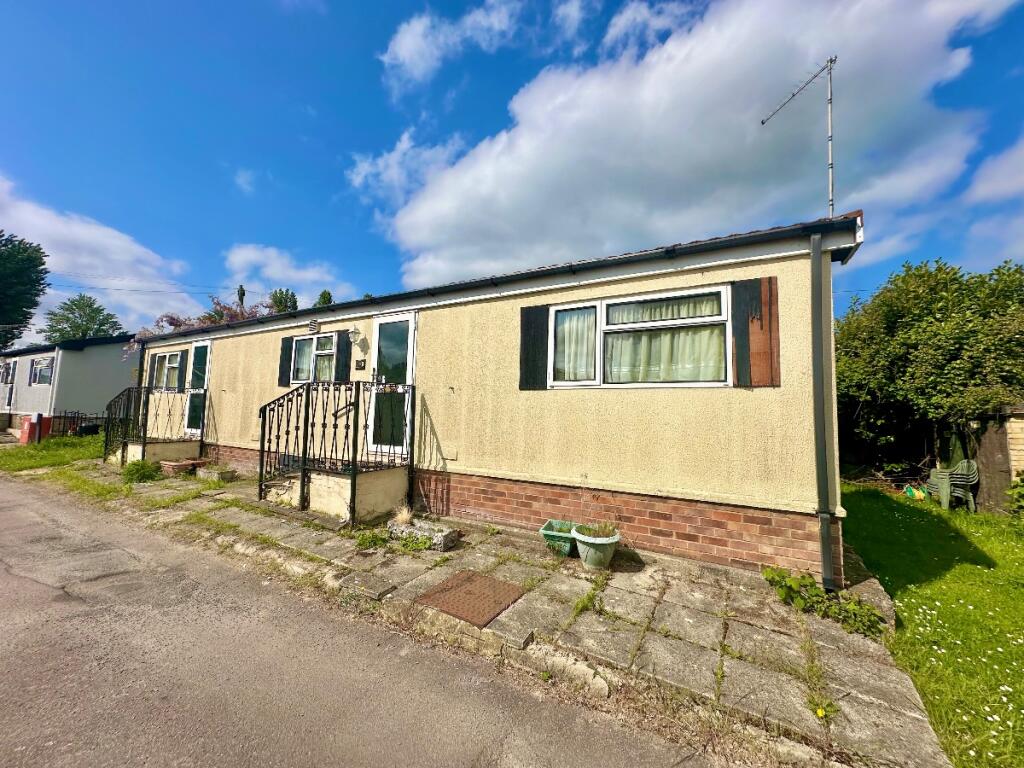 Main image of property: Long Meadow, Cummings Hall Lane, Noak Hill, Romford