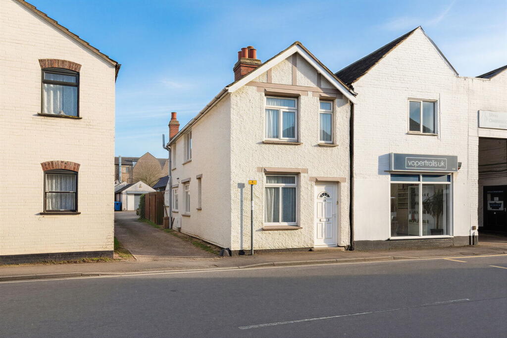 Main image of property: East Street, St. Ives, PE27 5PD