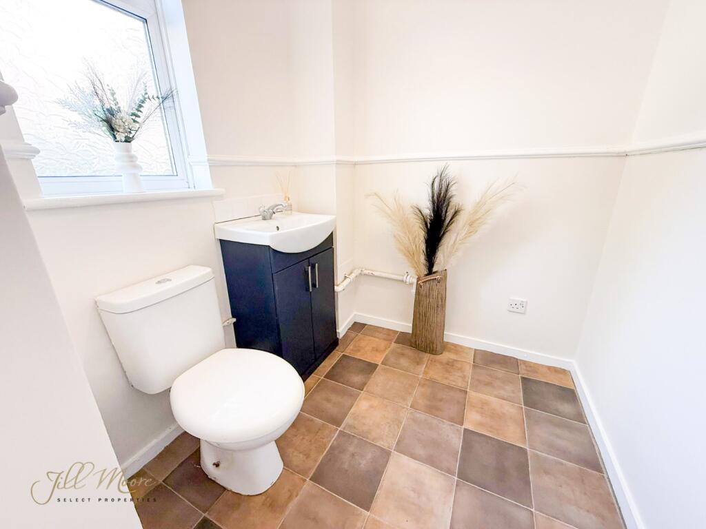 House in Sunderland, Washington - View 2