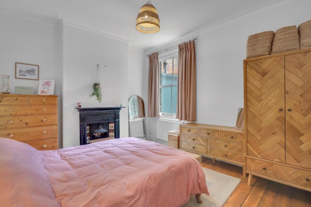 Apartment in London - View 4