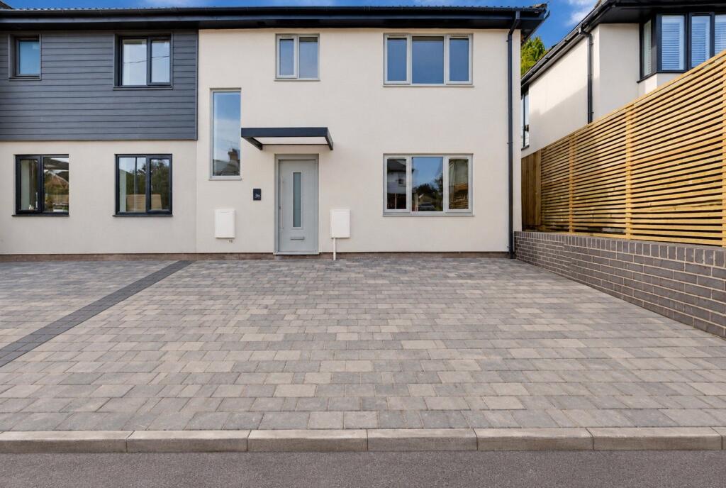 3-bed semi-detached on Pendwyallt Road, Whitchurch, Cardiff, South Glamorgan, CF14, £375,000