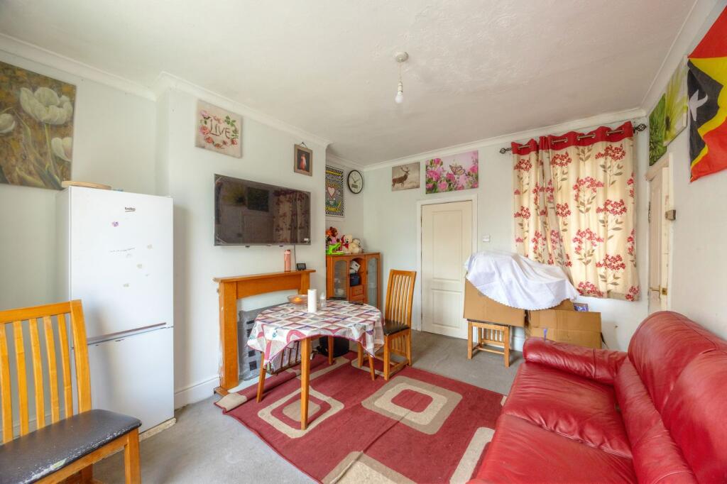 House in Barnsley, South Yorkshire - View 3