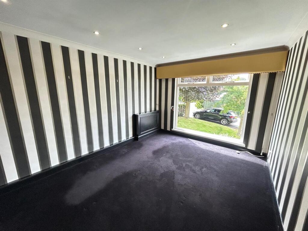House in Darlington - More